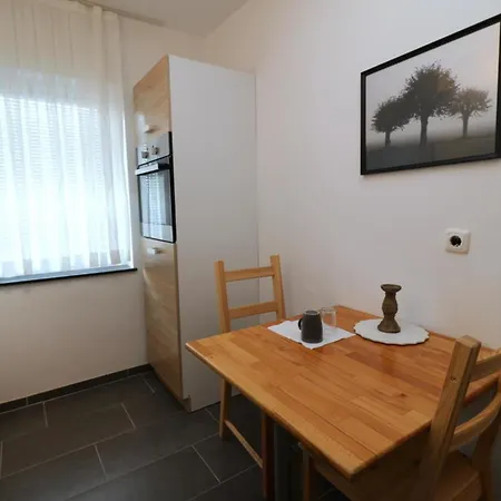 Kompass A 402-403 3* Essen