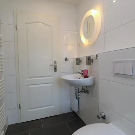 Kompass A 402-403 Apartment