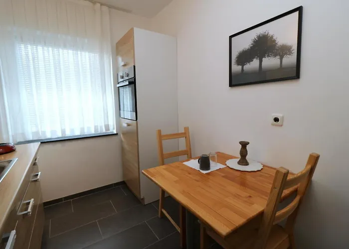 Kompass A 402-403 3* Essen